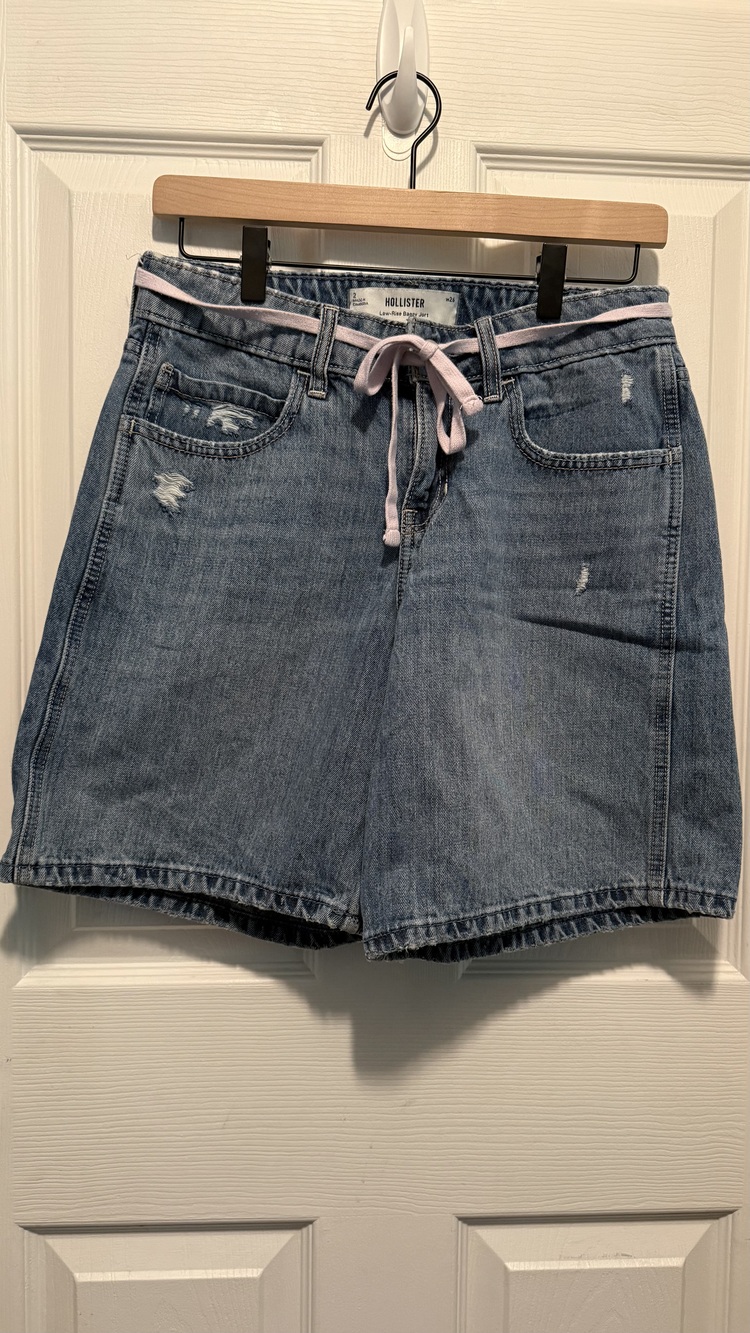 Hollister Low-Rise Baggy Jort